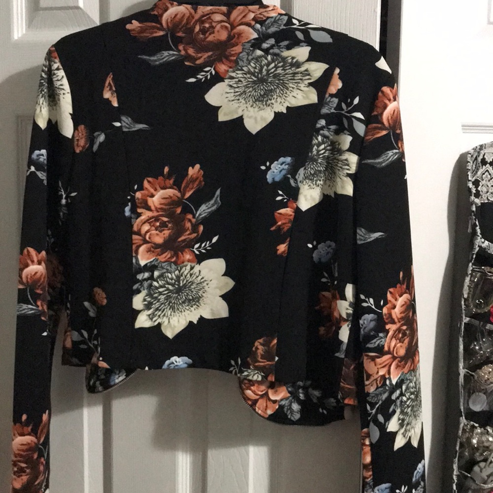 Dress Jacket - Picture 4 of 4